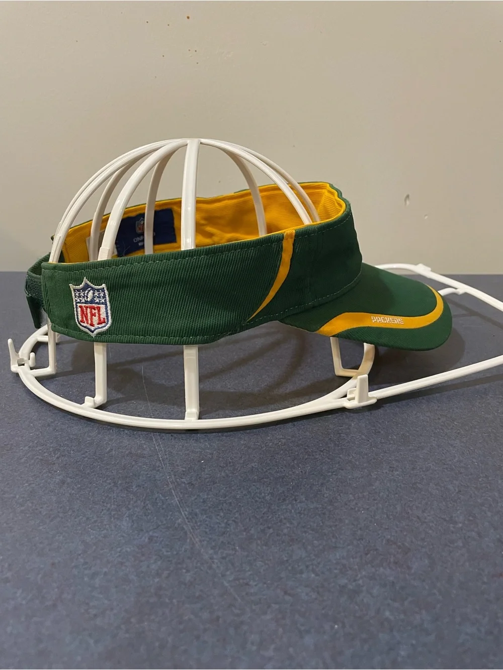 Green Bay Packers Reebok Visor with Team Logo